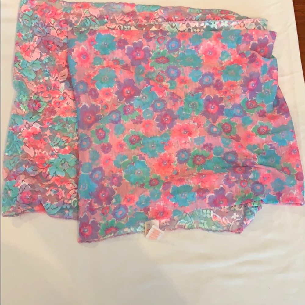 Spring Justice Infinity Scarf - Picture 2 of 6